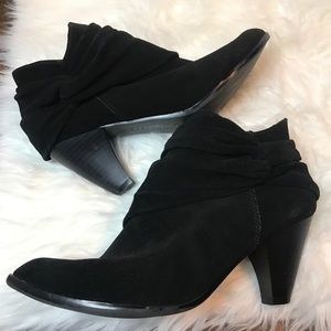 Bearpaw ‘Foster’  Ankle Boots